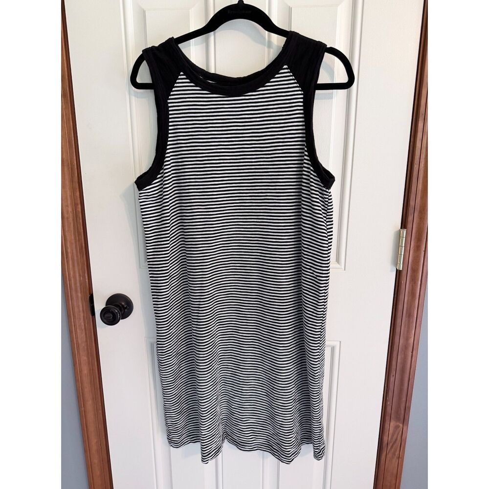 Sonoma Black and White Dress Large
